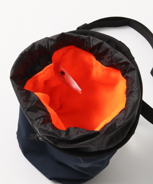 Mammut（マムート）の「【MAMMUT / マムート】チョークバッグ（ボディバッグ/ウエストポーチ・メンズ・ベージュ/ネイビー/ブラック・FREE）」の6枚目の写真