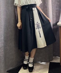 チャイナ風刺繍スカート