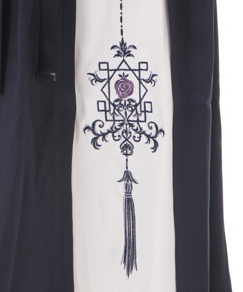 axes femme(アクシーズファム)の「チャイナ風刺繍スカート(スカート・レディース・ブラック/レッド/ネイビー・FREE)」の8枚目の写真