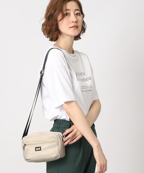 Lee(リー)の「【Lee別注】スクエアショルダー(ショルダーバッグ・レディース・ブラック/レオパード/グレー/ライトベージュ/レッド系1/アイボリー系1/ライトグレー・00)」の16枚目の写真