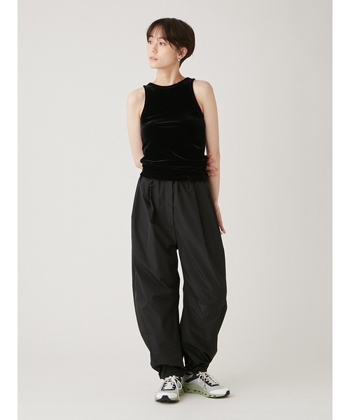 emmi（エミ）の「【emmi atelier】2wayベロアタンクトップ（タンクトップ・レディース・ブラック/バーガンディー/グレー・FREE）」の11枚目の写真