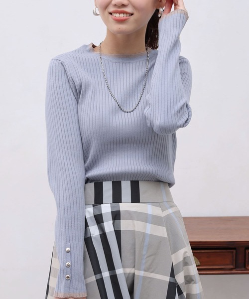 Chez toi（シェトワ）の「配色ライン袖口ボタンリブプルオーバー（ニット/セーター・レディース・マスタード/オフホワイト/ブラック/サックスブルー・FREE）」の13枚目の写真