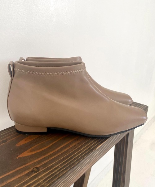 SOROTTO（ソロット）の「ふかふかインソール/スクエアトゥのストレッチアンクルブーツ（ブーツ・レディース・ブラック/ライトブラウン/ベージュ・3L/S/L/M/LL）」の5枚目の写真