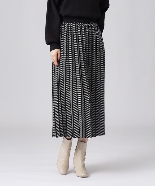 DRESKIP(ドレスキップ)の「◆【セットアップ可/洗える】上品でフェミニンな ニットスカート【ここちイージー】(スカート・レディース・ベージュ系その他2/ブルー/ブラック系2/ブラック/ブラック系5・02/03/04)」の16枚目の写真