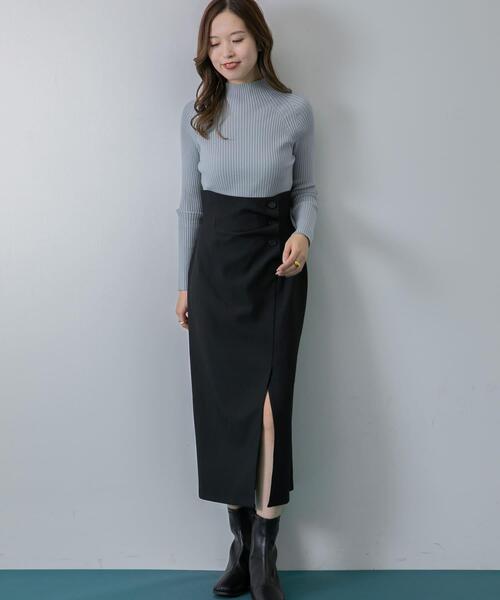 HEYUMM（ヘユム）の「ボタンディテールスカート（スカート・レディース・グレー/ライトベージュ/ブラック・MEDIUM/SMALL）」の21枚目の写真