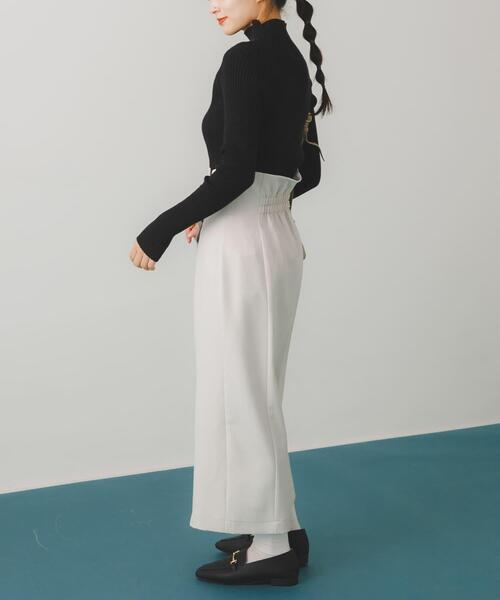 HEYUMM（ヘユム）の「ボタンディテールスカート（スカート・レディース・グレー/ライトベージュ/ブラック・MEDIUM/SMALL）」の15枚目の写真