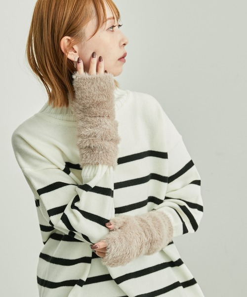 ROPE' PICNIC（ロペピクニック）の「シャギーフィンガーレスグローブ（手袋・レディース・ピンク/キナリ/ベージュ・FREE）」の3枚目の写真