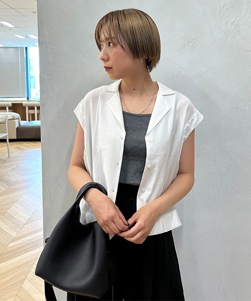 CREDONA(クレドナ)の「ショルダーベルト付ラップbag(ショルダーバッグ・レディース・ブラック・FREE)」の2枚目の写真