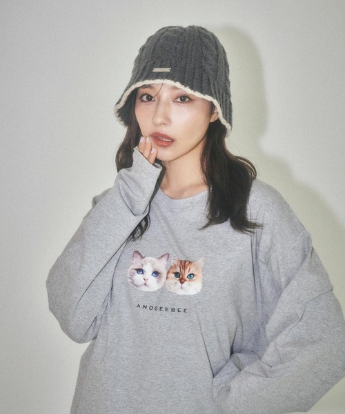 ANDGEEBEE（アンジービー）の「UNISEX ニットバケハ（ハット・レディース・アイボリー/チャコールグレー・FREE）」の2枚目の写真