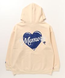 #MEMORY ハートフルジップパーカー アイボリー MEMORY（メモリー）の「【MEMORY】ハートロゴ ワイド ジップ