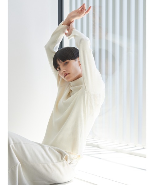 AMERICAN HOLIC(アメリカンホリック)の「バイパチリブタートルニットプルオーバー(ニット/セーター・レディース・ブラック/その他9/アイボリー/ブラウン/レッド・M/L)」の9枚目の写真