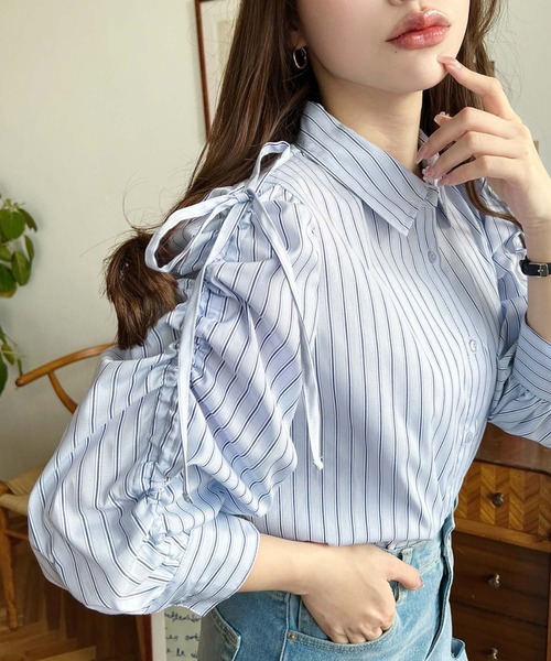 moment+(モーメントプラス)の「【累計販売枚数1万枚突破!】マルチストライプ袖シャーリングシャツブラウス(シャツ/ブラウス・レディース・サックスブルー/ピンク/イエロー・M/L)」の13枚目の写真