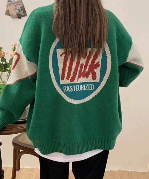 Dalfwin(ダールフィン)の「韓国ファッション milkバックロゴニットカーディガン(ニット/セーター・レディース・グリーン/ブラック/グレー・FREE)」の8枚目の写真