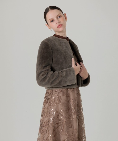 Leja（レジャ）の「【LEJA】ドレスに合うアウターノーカラー