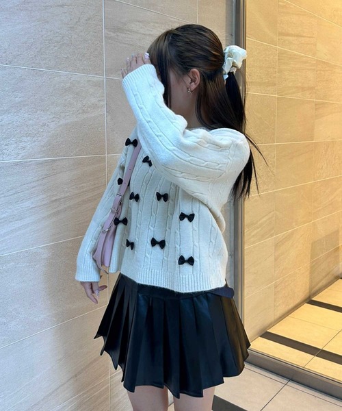 SPIGA（スピーガ）の「ﾘﾎﾞﾝﾓﾁｰﾌﾆｯﾄﾄｯﾌﾟｽ（ニット/セーター・レディース・ホワイト/ベージュ・FREE）」の9枚目の写真