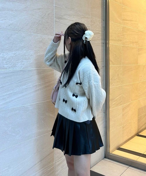 SPIGA（スピーガ）の「ﾘﾎﾞﾝﾓﾁｰﾌﾆｯﾄﾄｯﾌﾟｽ（ニット/セーター・レディース・ホワイト/ベージュ・FREE）」の7枚目の写真