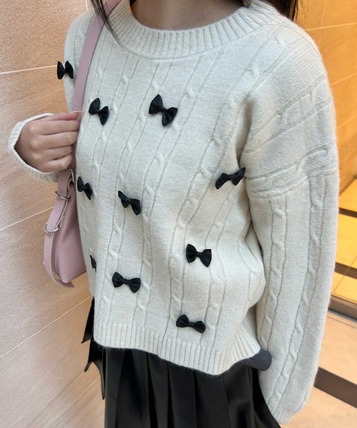 SPIGA（スピーガ）の「ﾘﾎﾞﾝﾓﾁｰﾌﾆｯﾄﾄｯﾌﾟｽ（ニット/セーター・レディース・ホワイト/ベージュ・FREE）」の10枚目の写真