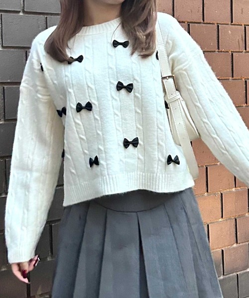 SPIGA（スピーガ）の「ﾘﾎﾞﾝﾓﾁｰﾌﾆｯﾄﾄｯﾌﾟｽ（ニット/セーター・レディース・ホワイト/ベージュ・FREE）」の11枚目の写真