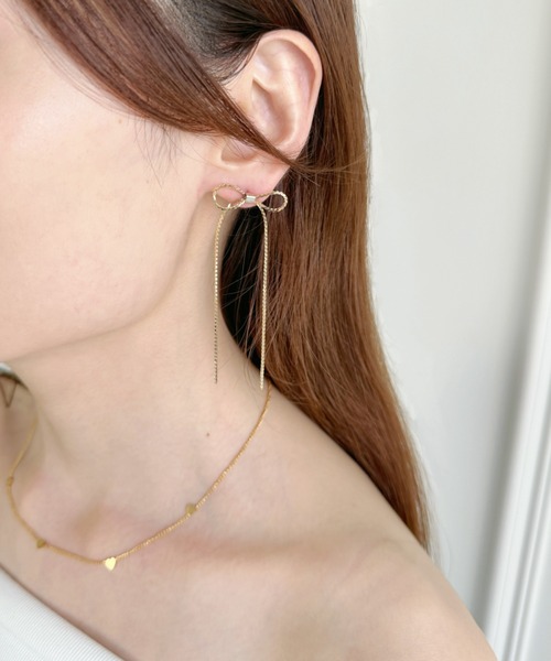 iso（イソ）の「スキニーリボンデザインピアス（ピアス（両耳用）・レディース・ゴールド/シルバー・FREE）」の3枚目の写真