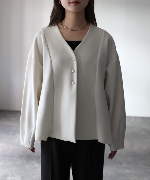 Riberry（リベリー）の「ダンボールペプラムカーディガン（カーディガン/ボレロ・レディース・ブラック/アイボリー・FREE）」の15枚目の写真