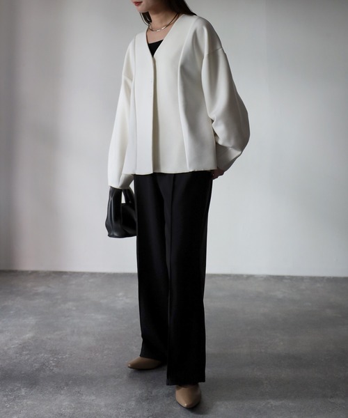 Riberry（リベリー）の「ダンボールペプラムカーディガン（カーディガン/ボレロ・レディース・ブラック/アイボリー・FREE）」の5枚目の写真