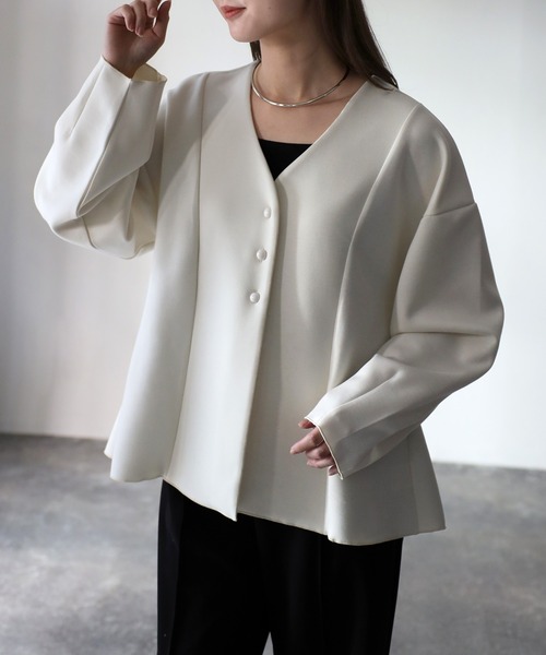 Riberry（リベリー）の「ダンボールペプラムカーディガン（カーディガン/ボレロ・レディース・ブラック/アイボリー・FREE）」の8枚目の写真