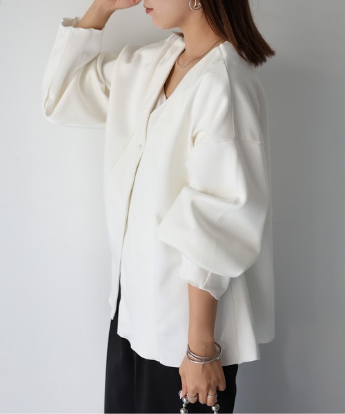 Riberry（リベリー）の「ダンボールペプラムカーディガン（カーディガン/ボレロ・レディース・ブラック/アイボリー・FREE）」の17枚目の写真