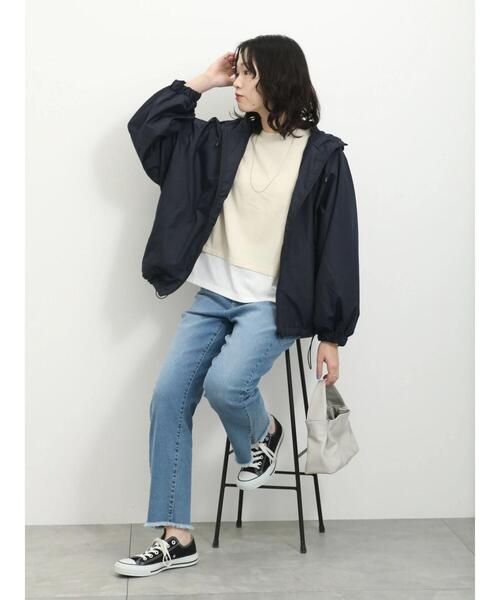 Samansa Mos2 blue（サマンサモスモスブルー）の「【撥水】ラグランマウンテンパーカー（ブルゾン・レディース・モカ/ライトベージュ/ネイビー・F）」の9枚目の写真