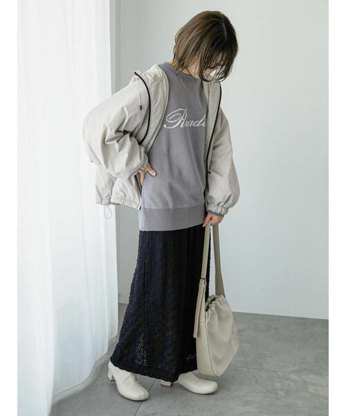 Samansa Mos2 blue（サマンサモスモスブルー）の「【撥水】ラグランマウンテンパーカー（ブルゾン・レディース・モカ/ライトベージュ/ネイビー・F）」の14枚目の写真