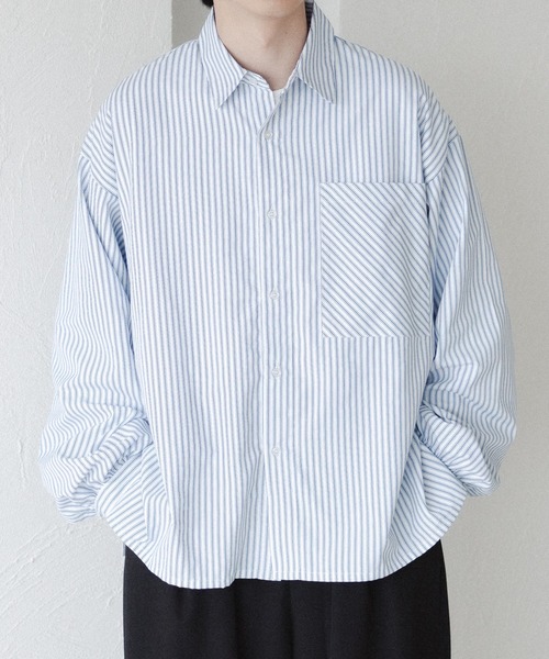 epnok(エプノック)の「アソートベーシックルーズシャツ(シャツ/ブラウス・メンズ・グレイッシュベージュ/ブラック/オフホワイト/サックスブルー/ホワイト系その他/ブルー/ダークグリーン/チャコールグレー/ブラック系その他/ブルー系その他/ダークグレー・SMALL/LARGE/MEDIUM)」の2枚目の写真