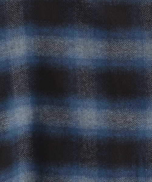 epnok(エプノック)の「アソートベーシックルーズシャツ(シャツ/ブラウス・メンズ・グレイッシュベージュ/ブラック/オフホワイト/サックスブルー/ホワイト系その他/ブルー/ダークグリーン/チャコールグレー/ブラック系その他/ブルー系その他/ダークグレー・SMALL/LARGE/MEDIUM)」の14枚目の写真