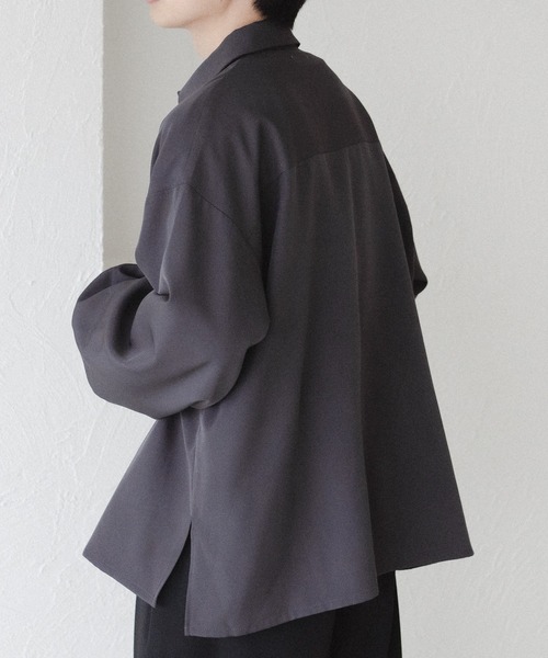 epnok(エプノック)の「アソートベーシックルーズシャツ(シャツ/ブラウス・メンズ・グレイッシュベージュ/ブラック/オフホワイト/サックスブルー/ホワイト系その他/ブルー/ダークグリーン/チャコールグレー/ブラック系その他/ブルー系その他/ダークグレー・SMALL/LARGE/MEDIUM)」の21枚目の写真