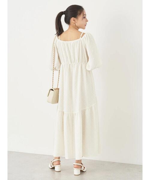 earth music&ecology（アースミュージックアンドエコロジー）の「2wayパフスリーブ表面感ワンピース（ワンピース・レディース・パープル/ブラック/オフホワイト・FREE）」の14枚目の写真