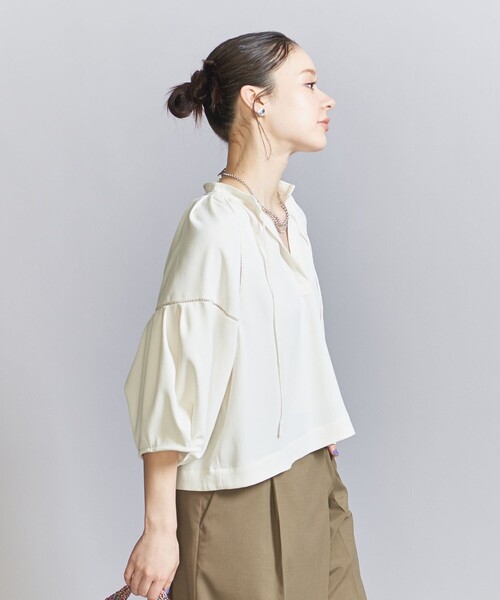 BEAUTY&YOUTH UNITED ARROWS(ビューティーアンドユースユナイテッドアローズ)の「Vネック ボリュームスリーブ トップス(シャツ/ブラウス・レディース・ブラック/ライム/オフホワイト・FREE)」の5枚目の写真
