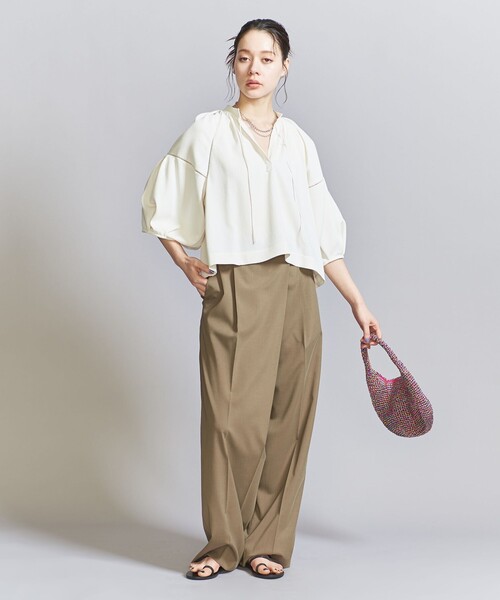 BEAUTY&YOUTH UNITED ARROWS(ビューティーアンドユースユナイテッドアローズ)の「Vネック ボリュームスリーブ トップス(シャツ/ブラウス・レディース・ブラック/ライム/オフホワイト・FREE)」の7枚目の写真