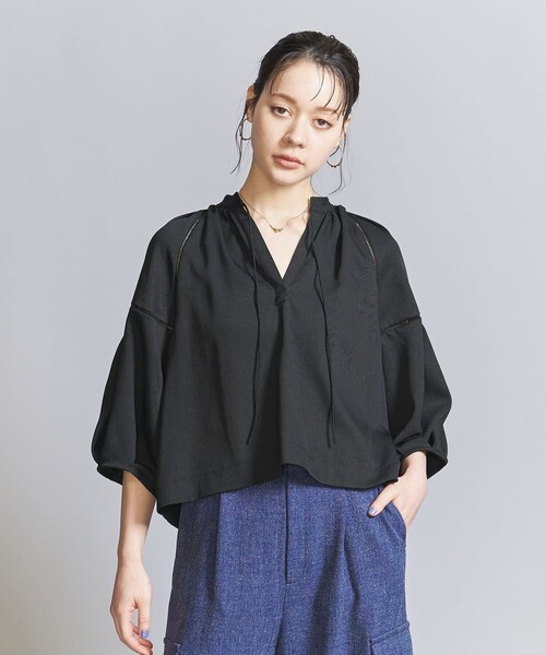 BEAUTY&YOUTH UNITED ARROWS(ビューティーアンドユースユナイテッドアローズ)の「Vネック ボリュームスリーブ トップス(シャツ/ブラウス・レディース・ブラック/ライム/オフホワイト・FREE)」の8枚目の写真