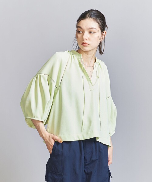 BEAUTY&YOUTH UNITED ARROWS(ビューティーアンドユースユナイテッドアローズ)の「Vネック ボリュームスリーブ トップス(シャツ/ブラウス・レディース・ブラック/ライム/オフホワイト・FREE)」の11枚目の写真