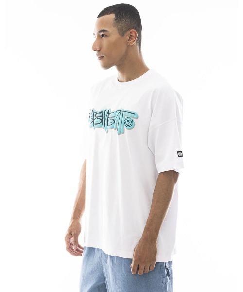 ELEMENT(エレメント)の「ELEMENT メンズ TAG SS Tシャツ 【2024年春夏モデル】/エレメント半袖ロゴTシャツ(Tシャツ/カットソー・メンズ・ブラック/ホワイト/グリーン・X-LARGE/LARGE/MEDIUM)」の16枚目の写真