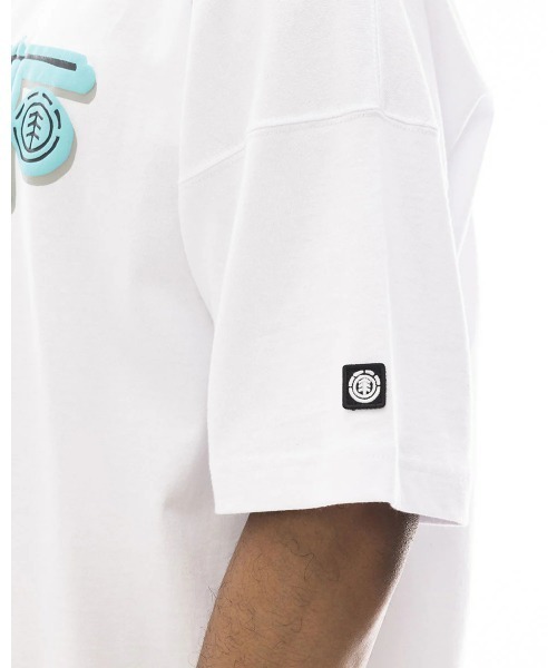 ELEMENT(エレメント)の「ELEMENT メンズ TAG SS Tシャツ 【2024年春夏モデル】/エレメント半袖ロゴTシャツ(Tシャツ/カットソー・メンズ・ブラック/ホワイト/グリーン・X-LARGE/LARGE/MEDIUM)」の6枚目の写真