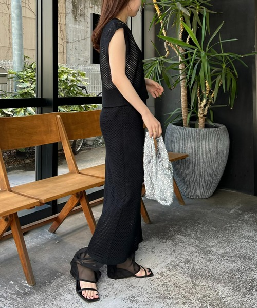 WILLOW(ウィロー)の「【willow】テープヤーンスカートレイヤードシアーパンツ(スラックス・レディース・ブラック/アイボリー・ONE SIZE)」の4枚目の写真