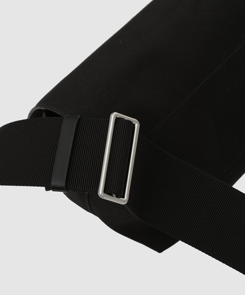 希少【ジルサンダー】UTILITY CROSSBODY MD ボディバッグ UTILITY CROSSBODY MD（ショルダーバッグ）｜JIL SANDER（ジル