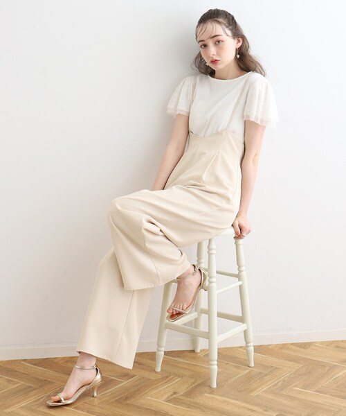 couture brooch(クチュールブローチ)の「◆【マシンウォッシャブル/肩紐調節可能】キャミロンパース(サロペット/オーバーオール・レディース・アイボリー/ブラック/ブラウン系・36/38/40/42)」の4枚目の写真