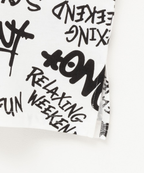 RICH MIX（リッチミックス）の「【 接触冷感 吸水速乾 】RICH MIX BOY リッチミックスボーイ ビッグロゴ総柄プリントTシャツ（Tシャツ/カットソー・キッズ・ブラック/ホワイト・160/140/130/150）」の4枚目の写真