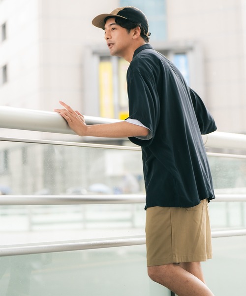 KiU(キウ)の「【オンラインショップ限定】KiUリラクシングオープンカラーアロハシャツ(シャツ/ブラウス・メンズ・チャコール/カーキ/ブラック系その他/ベージュ系その他・LARGE/MEDIUM)」の11枚目の写真