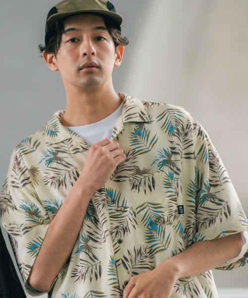 KiU(キウ)の「【オンラインショップ限定】KiUリラクシングオープンカラーアロハシャツ(シャツ/ブラウス・メンズ・チャコール/カーキ/ブラック系その他/ベージュ系その他・LARGE/MEDIUM)」の14枚目の写真
