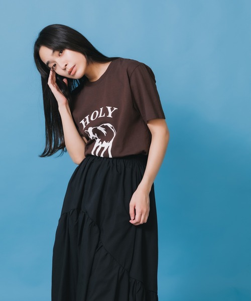 MIXTA(ミクスタ)の「MIXTA/ミクスタ HOLY SS CREWNECK T-SHIRTS Tシャツ(Tシャツ/カットソー・レディース・アッシュグレー/ブラウン・S/M/L)」の4枚目の写真