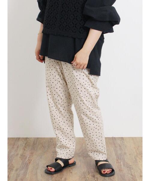 Samansa Mos2（サマンサ モスモス）の「【累計販売枚数19万6千本突破】【Lサイズ WEB限定】【クールコットン/接触冷感】柄アソートテーパードパンツ（その他パンツ・レディース・ブラック/ベージュ/キナリ/チャコールグレー/カーキ・M/L）」の7枚目の写真