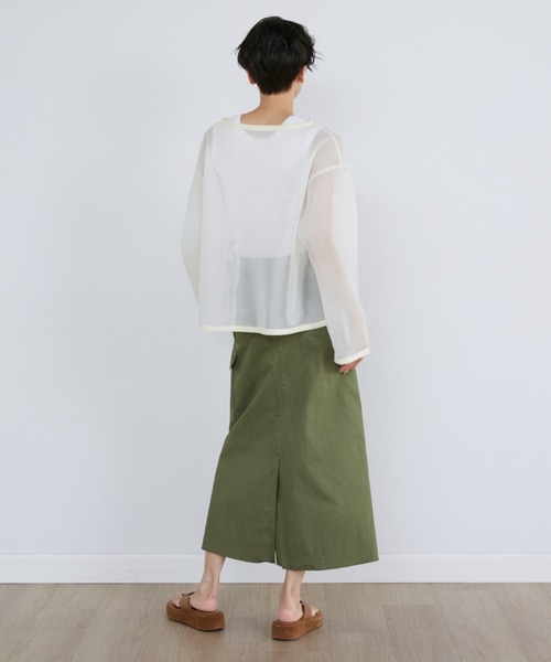 YVON（イヴォン）の「ダブルフェイスメッシュボートネックプルオーバー（Tシャツ/カットソー・レディース・ブラック/オフホワイト・9号）」の16枚目の写真