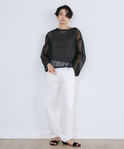 YVON（イヴォン）の「ダブルフェイスメッシュボートネックプルオーバー（Tシャツ/カットソー・レディース・ブラック/オフホワイト・9号）」の14枚目の写真