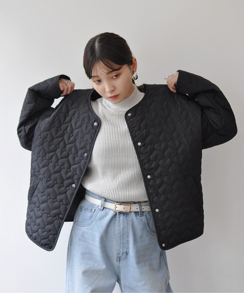 Meli rich（メリーリッチ）の「ハート柄キルティング中綿ノーカラージャケット（ノーカラージャケット・レディース・アイボリー/ブラック・MEDIUM）」の21枚目の写真